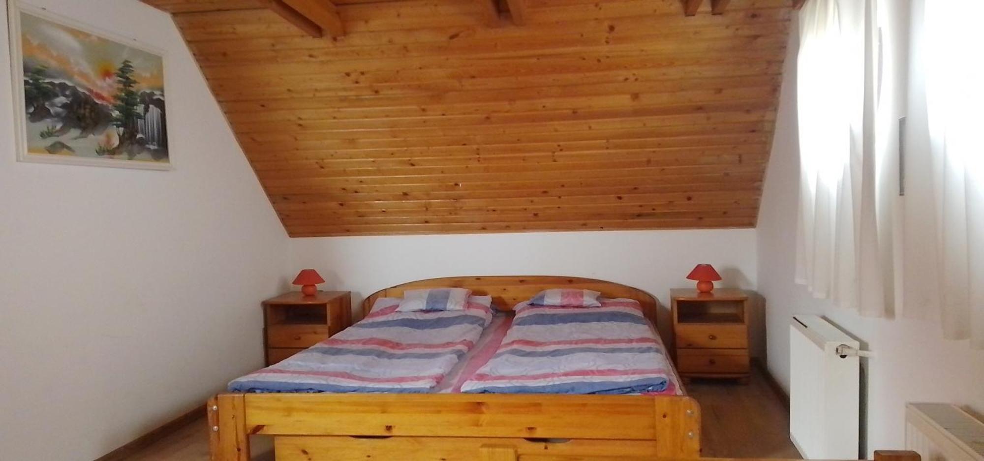Erzsebet Vendeghaz Es Apartman Hajduszoboszlo Exterior photo