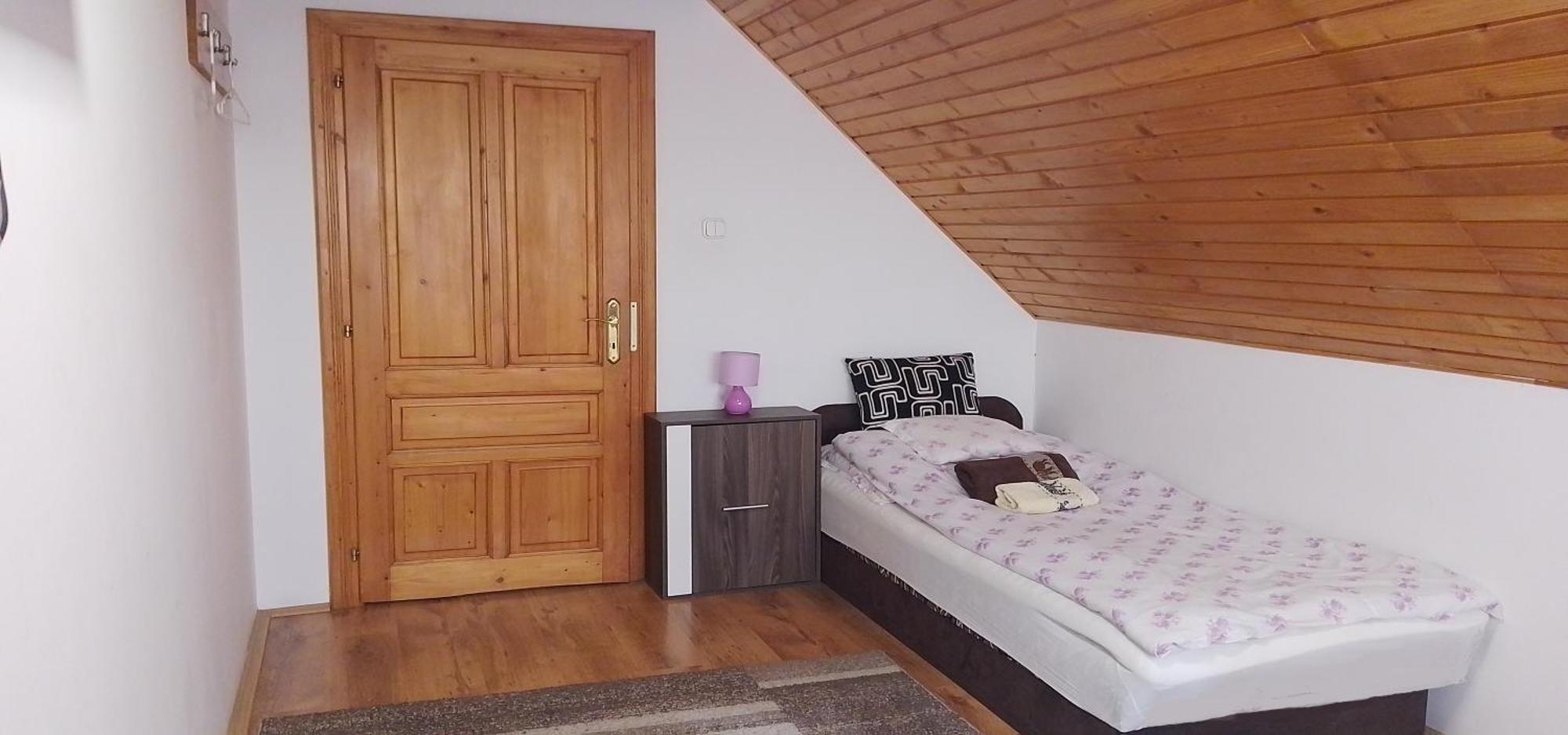 Erzsebet Vendeghaz Es Apartman Hajduszoboszlo Exterior photo